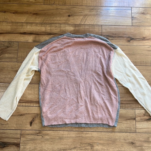 cardigan - Picture 5 of 6